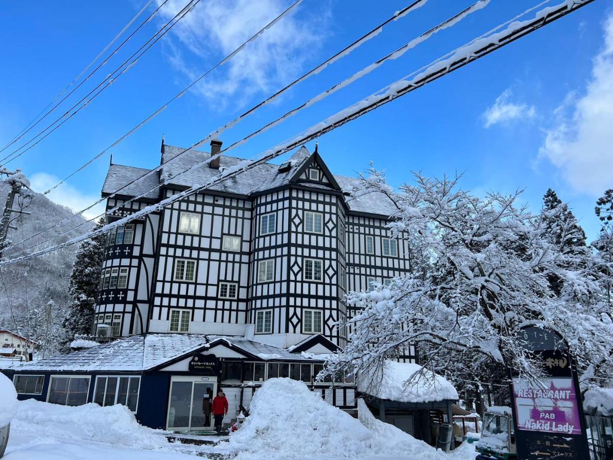 Hakuba Sun Valley Hotel Buitenkant foto